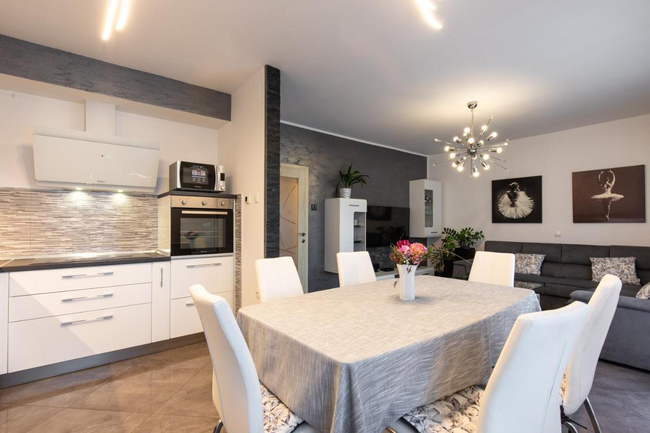 Villa Nina Baska Ngoại thất bức ảnh