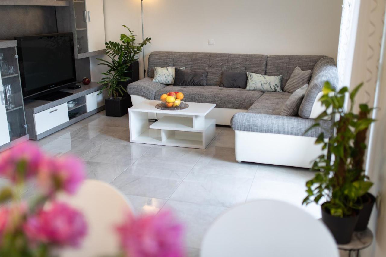 Villa Nina Baska Ngoại thất bức ảnh