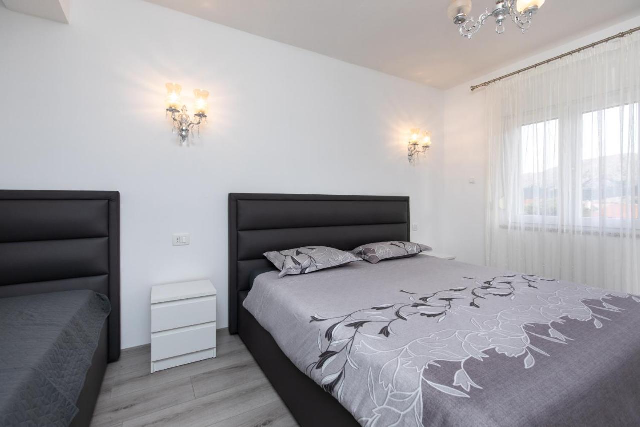 Villa Nina Baska Ngoại thất bức ảnh